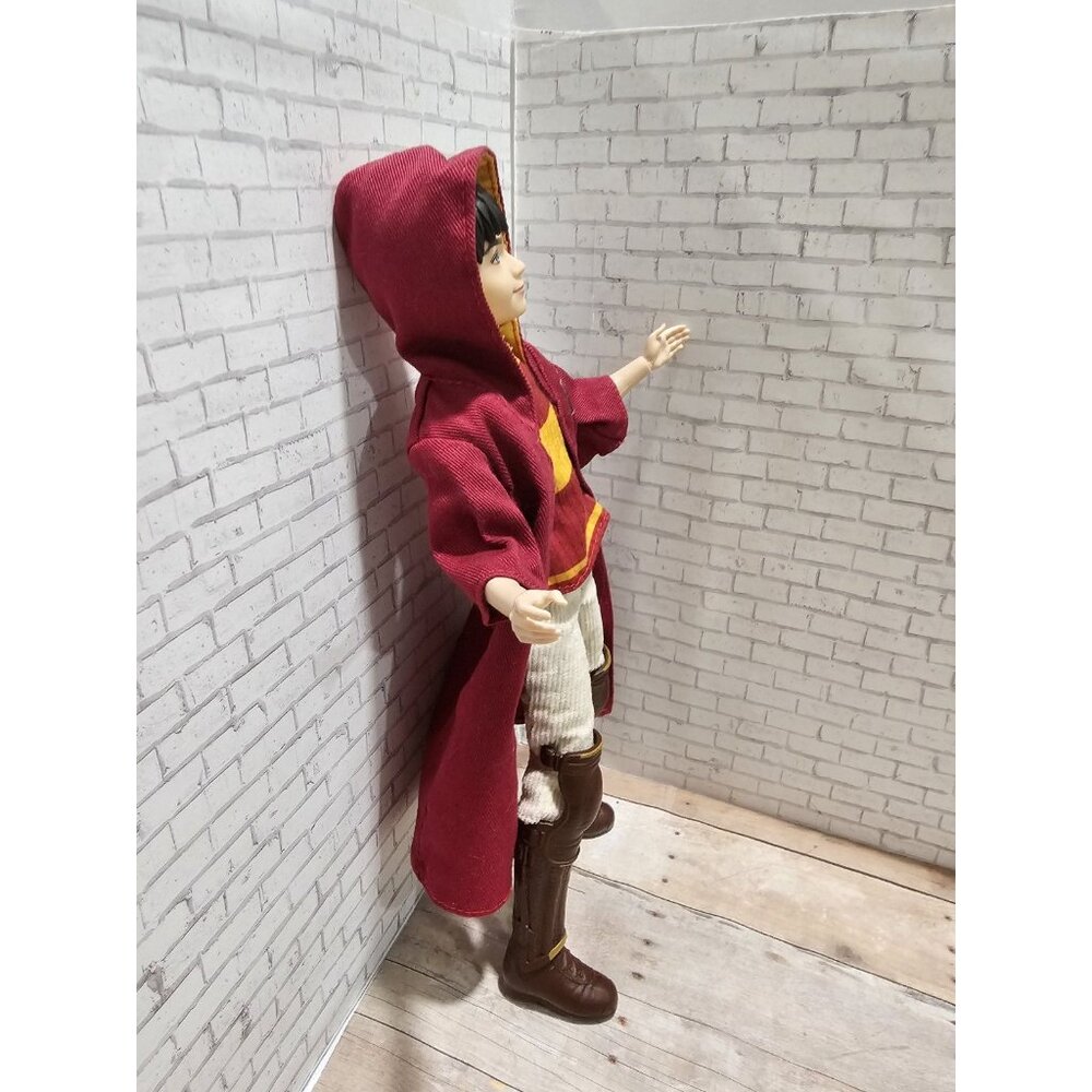 Mattel Wizarding World of Harry Potter Quidditch Articulated Action Fashion Doll - Picture 3 of 5